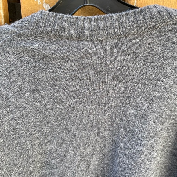 NWT grey wool embellished sweater. Made in Italy - Picture 11 of 14